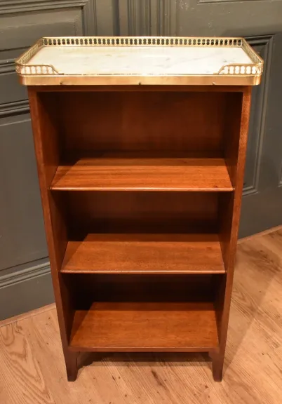 Petit bibus de style Louis XVI