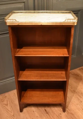 Petit bibus de style Louis XVI