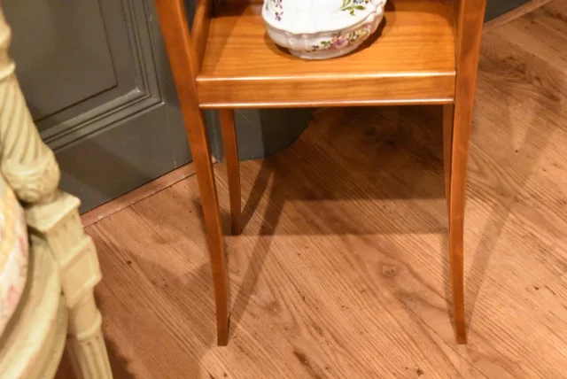 Petite table d'appoint Louis XV