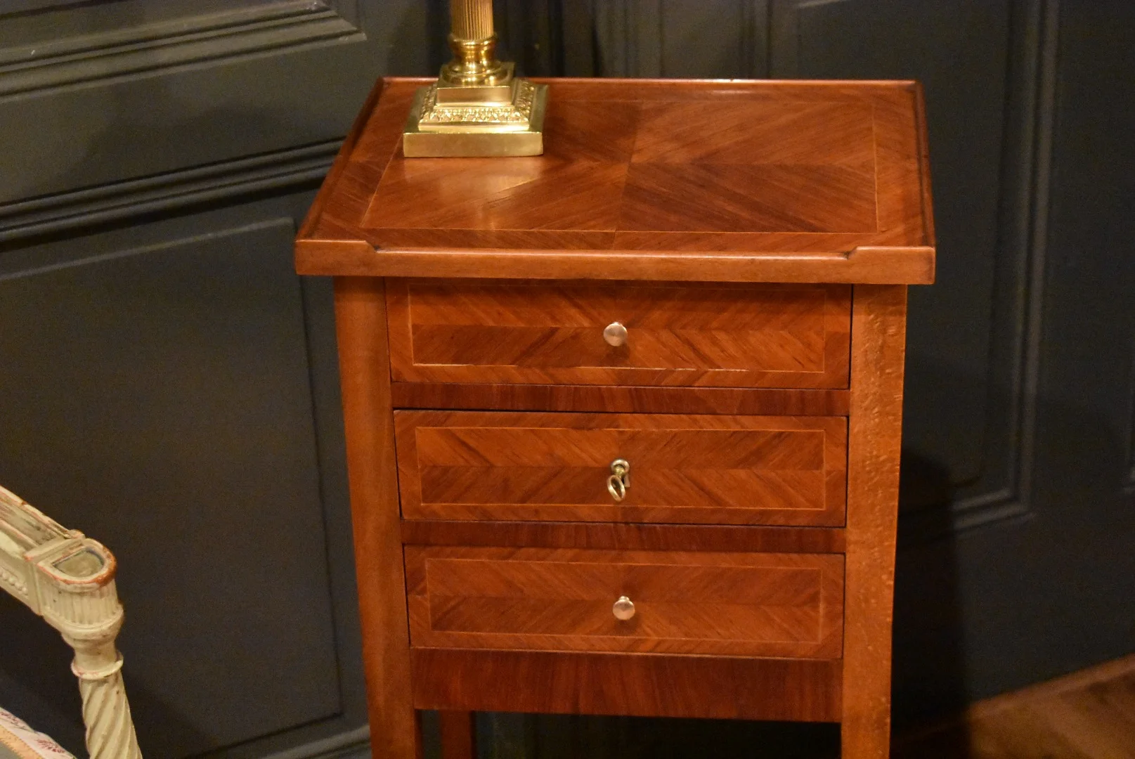 Chevet de style Louis XVI