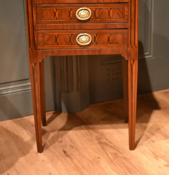 Chevet de style Louis XVI