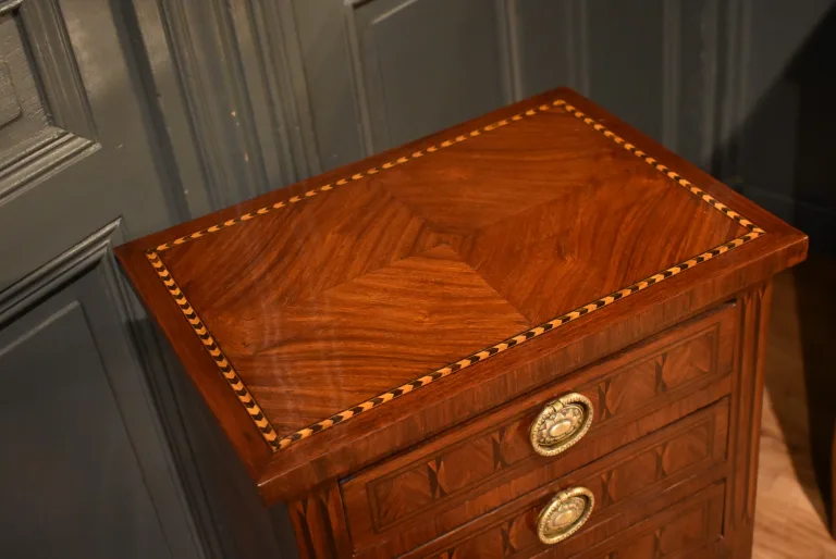 Chevet de style Louis XVI