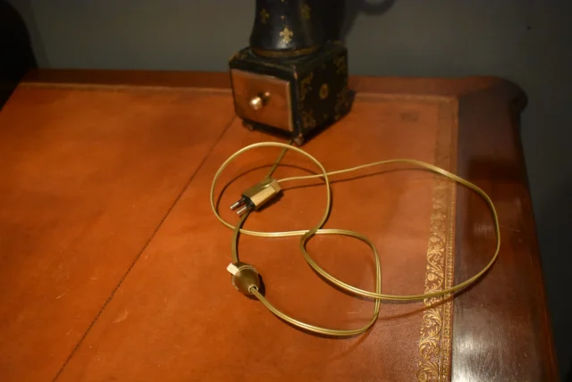Lampe "moulin à café" — Très bon état