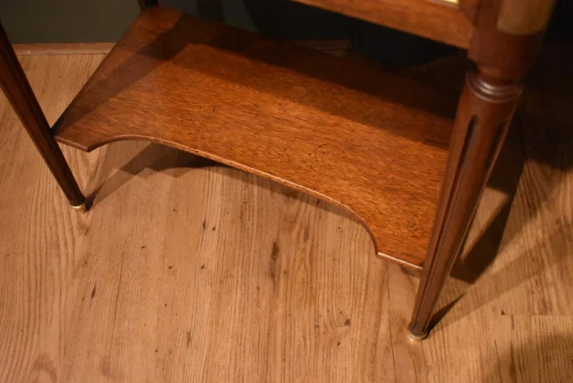 Petite console de style Louis XVI — Très bon état