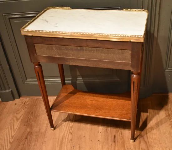 Petite console de style Louis XVI — Très bon état