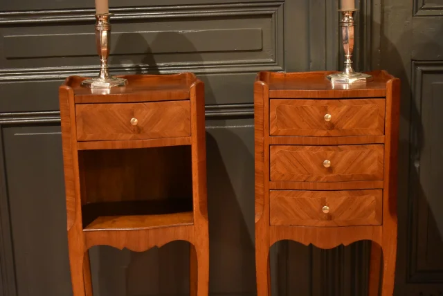 Paar Louis XV-stijl nachtkastjes — Zeer goede staat