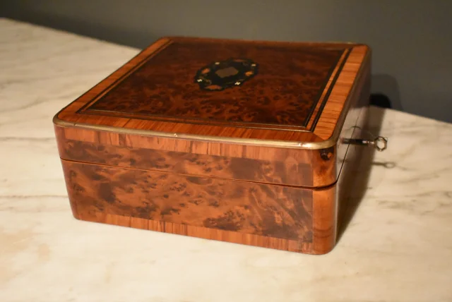 Napoléon-III-Schmuckkästchen — Sehr guter Zustand