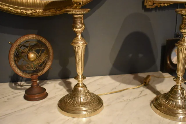 Paire de lampes de style Louis XVI — Très bon état