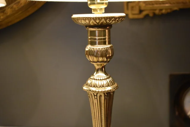 Paire de lampes de style Louis XVI — Très bon état