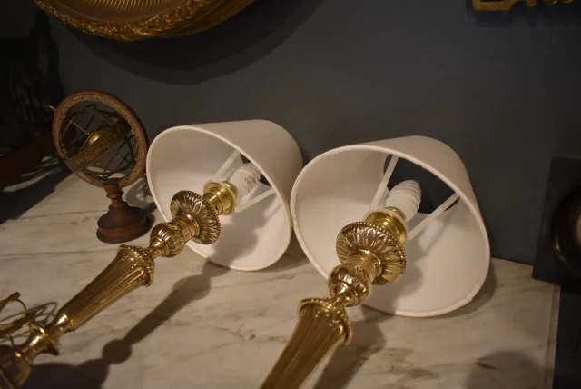 Paire de lampes de style Louis XVI — Très bon état