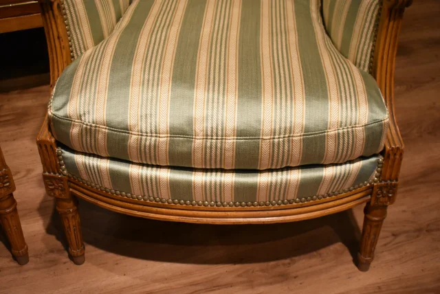 Paar Louis XVI bergères van Mailfert — Zeer goede staat