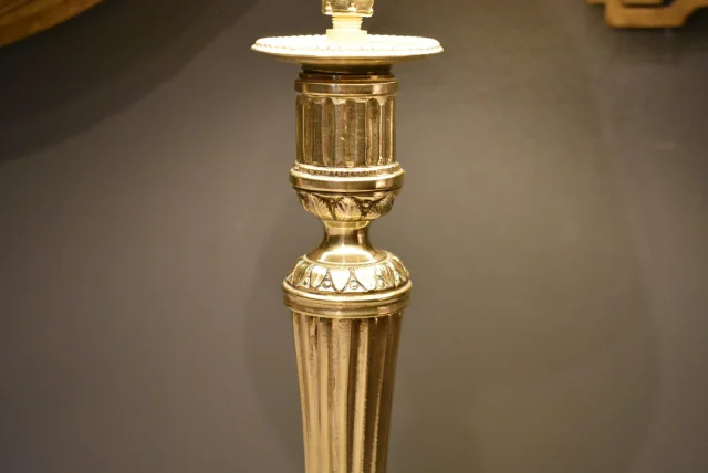 Louis XVI Style Lamp — Very good condition