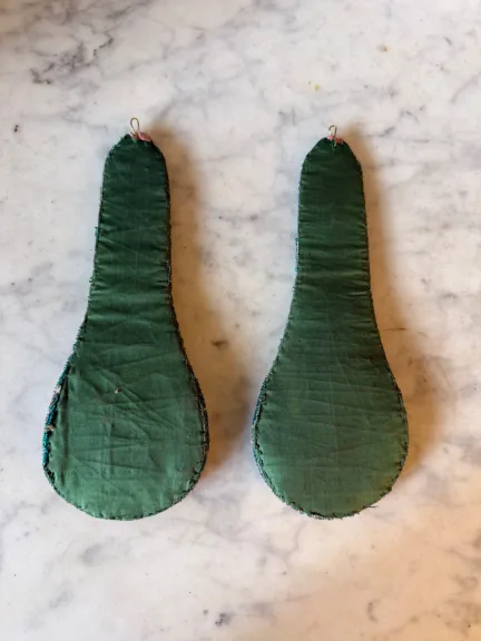 Paire de sablés de perles à décor de lyres début XIXème — Très bon état