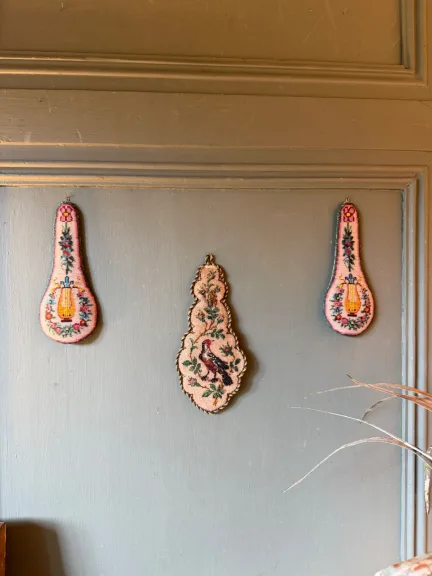 Paire de sablés de perles à décor de lyres début XIXème — Très bon état