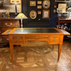 Bureau plat