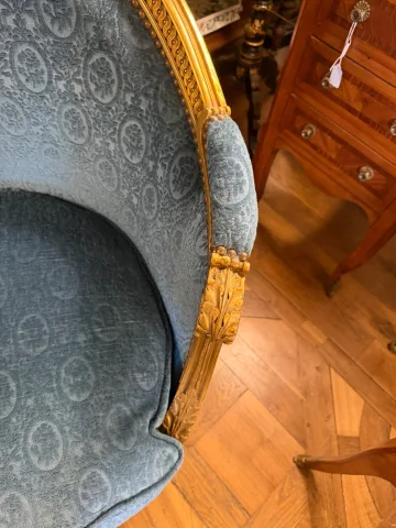 Louis XVI Style Gilt Wood Basket Canapé — Very good condition