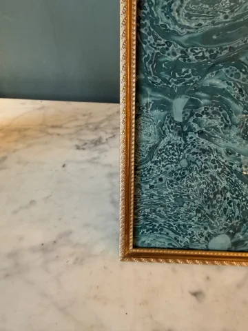 Louis XVI-style brass and gilt bronze photo frame, 21.5 cm x 13.6 cm — Very good condition