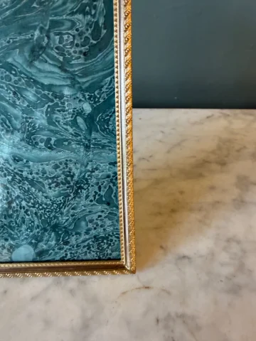 Louis XVI-style brass and gilt bronze photo frame, 21.5 cm x 13.6 cm — Very good condition