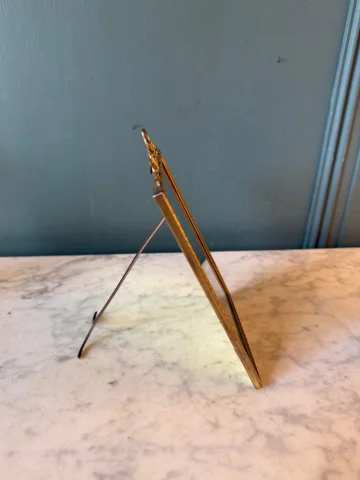 Louis XVI-style brass and gilt bronze photo frame, 21.5 cm x 13.6 cm — Very good condition