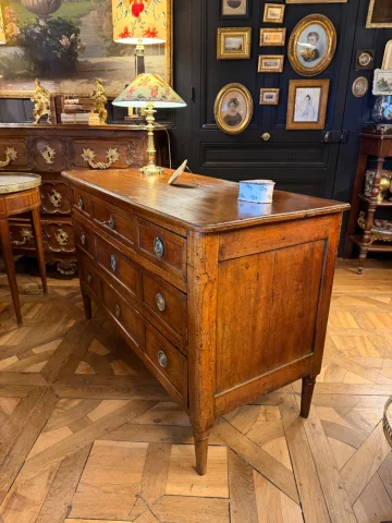 Louis XVI Period Chest of Drawers — Good condition