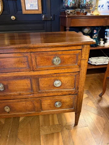 Louis XVI Period Chest of Drawers — Good condition