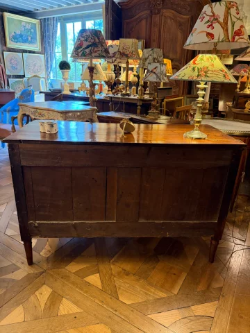 Louis XVI Period Chest of Drawers — Good condition