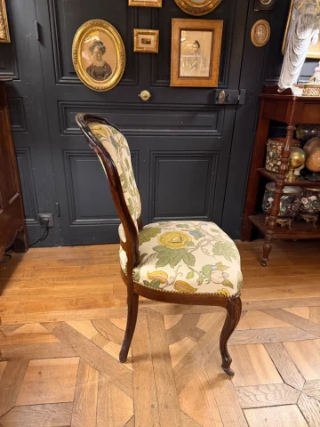 Chaise tapissée en palissandre — Bon état