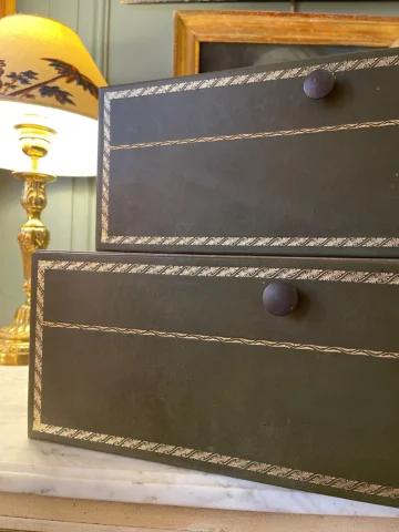 16 boîtes de cartonnier — Très bon état
