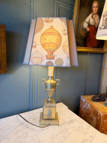 Cassolette-Lampe aus Bronze, Höhe 58,5 cm — Sehr guter Zustand
