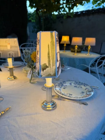 Kabellose Tischlampe, Höhe 34 cm — Sehr guter Zustand