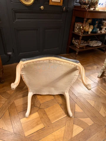 Fauteuil à la reine aus lackiertem Holz — Sehr guter Zustand