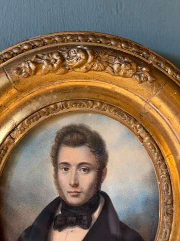 Мужской портрет, большая миниатюра, около 1840 года — Очень хорошее состояние