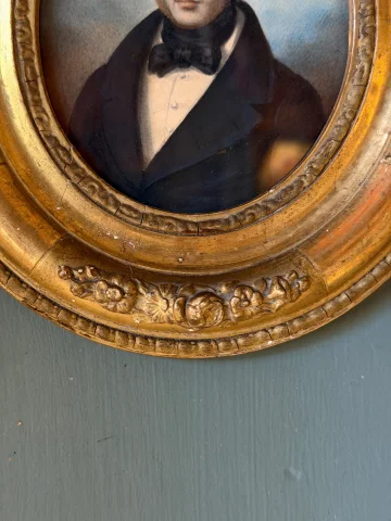 Мужской портрет, большая миниатюра, около 1840 года — Очень хорошее состояние