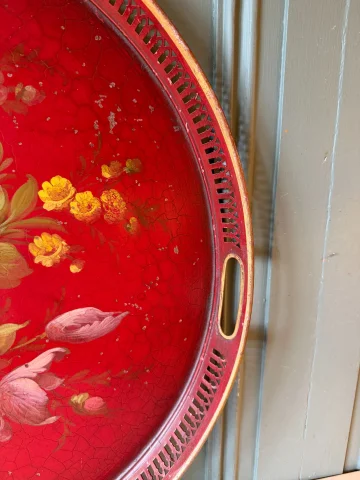 Groot dienblad in beschilderd blik, diameter 55 cm — Goede staat