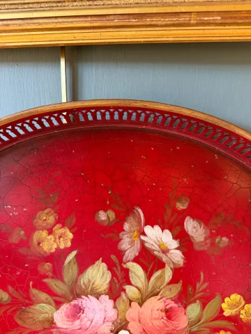 Groot dienblad in beschilderd blik, diameter 55 cm — Goede staat