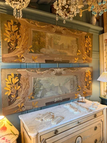 Gran par de lienzos pintados decorativos en trompe-l'œil — Buen estado