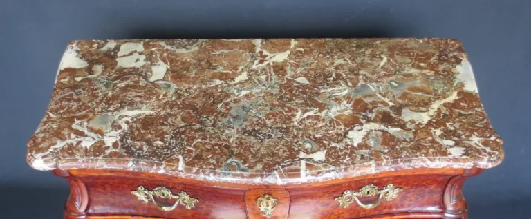 18th C FRENCH CHEST OF DRAWERS