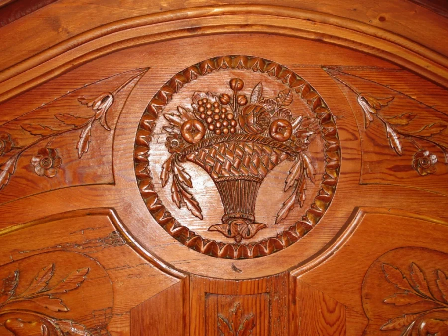 Buffet deux corps, XIXe siècle.
