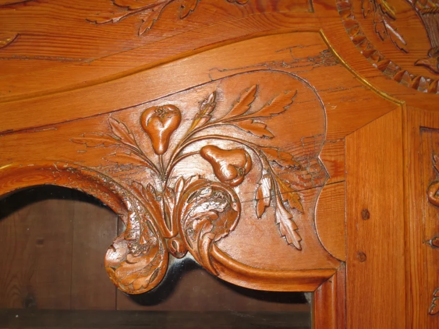 Buffet deux corps, XIXe siècle.