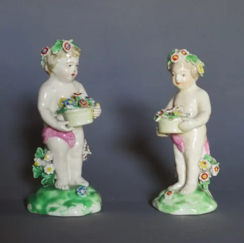 Amours en porcelaine、Angleterre XVIIIesiècle。