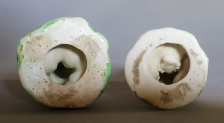 Amours en porcelaine, Angleterre XVIIIe siècle.