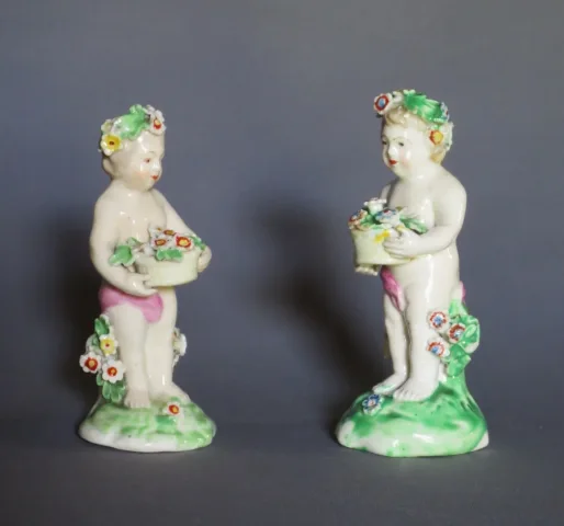 Amours en porcelaine、Angleterre XVIIIesiècle。