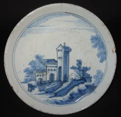 Assiette en faïence de Nevers XVIIe siècle