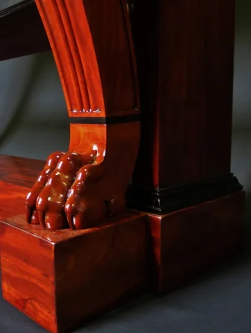 TABLA DE LA CONSOLA DEL PERÍODO DEL IMPERIO FRANCÉS