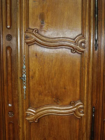 18th C FRENCH ARMOIRE
