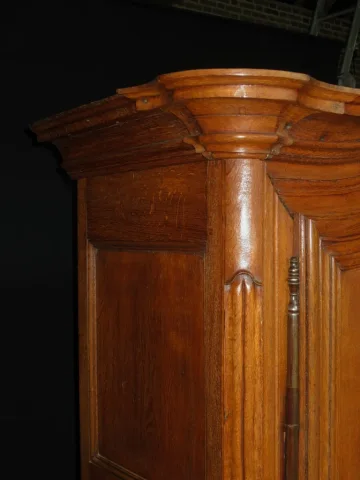 18th C FRENCH ARMOIRE