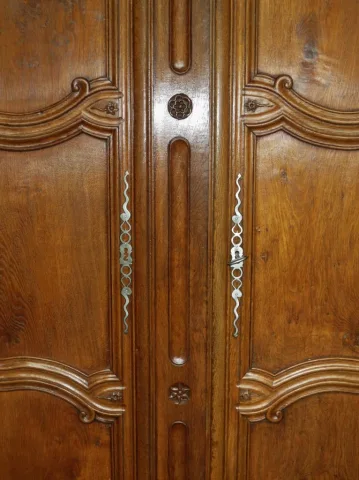 18th C FRENCH ARMOIRE