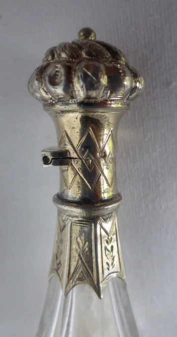 Flacon à sel, cristal et argent, Charles X.