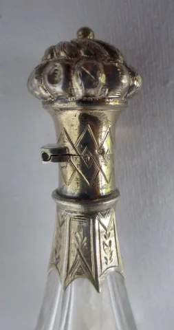 CHARLES X PERIOD SMELLING SALTS BOTTLE