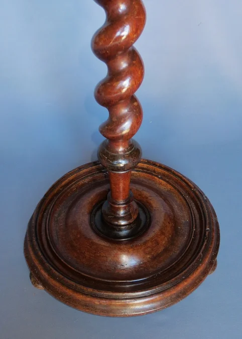 LOUIS XIII PERIOD STAND